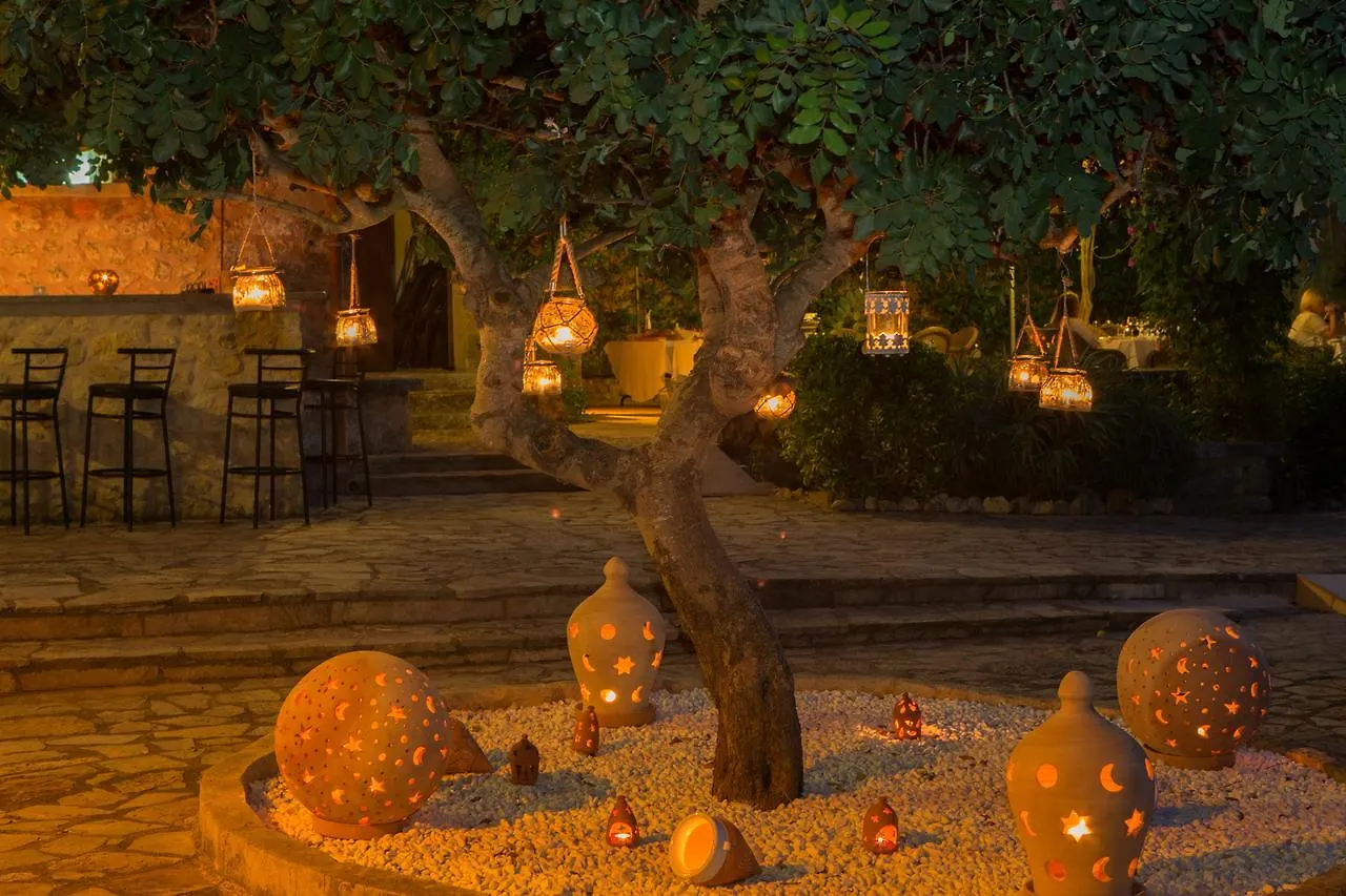 Casa Font I Roig Hotel Maria De La Salut 4*,  Spain